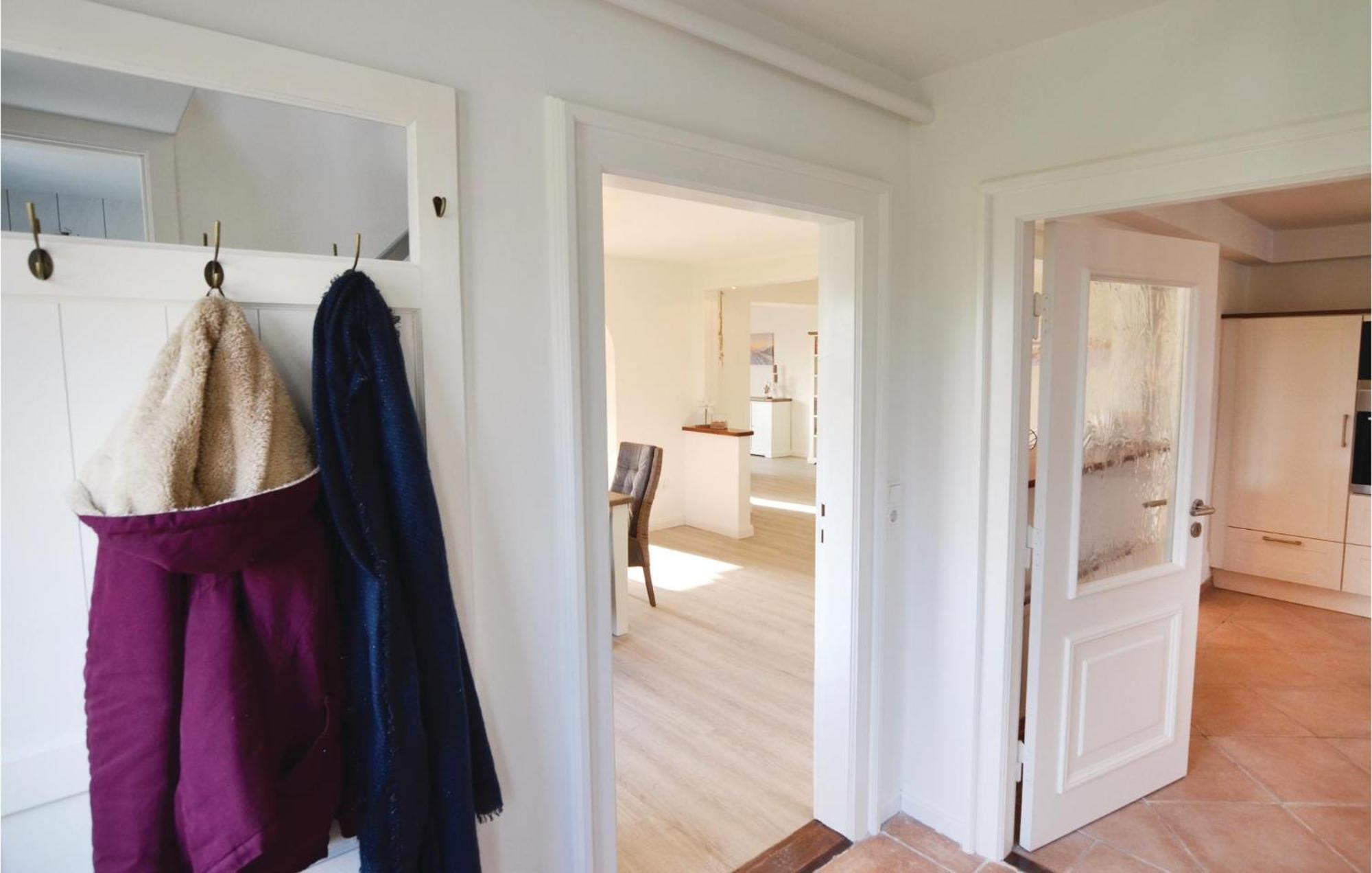 5 Bedroom Beautiful Home In Ockholm Екстер'єр фото